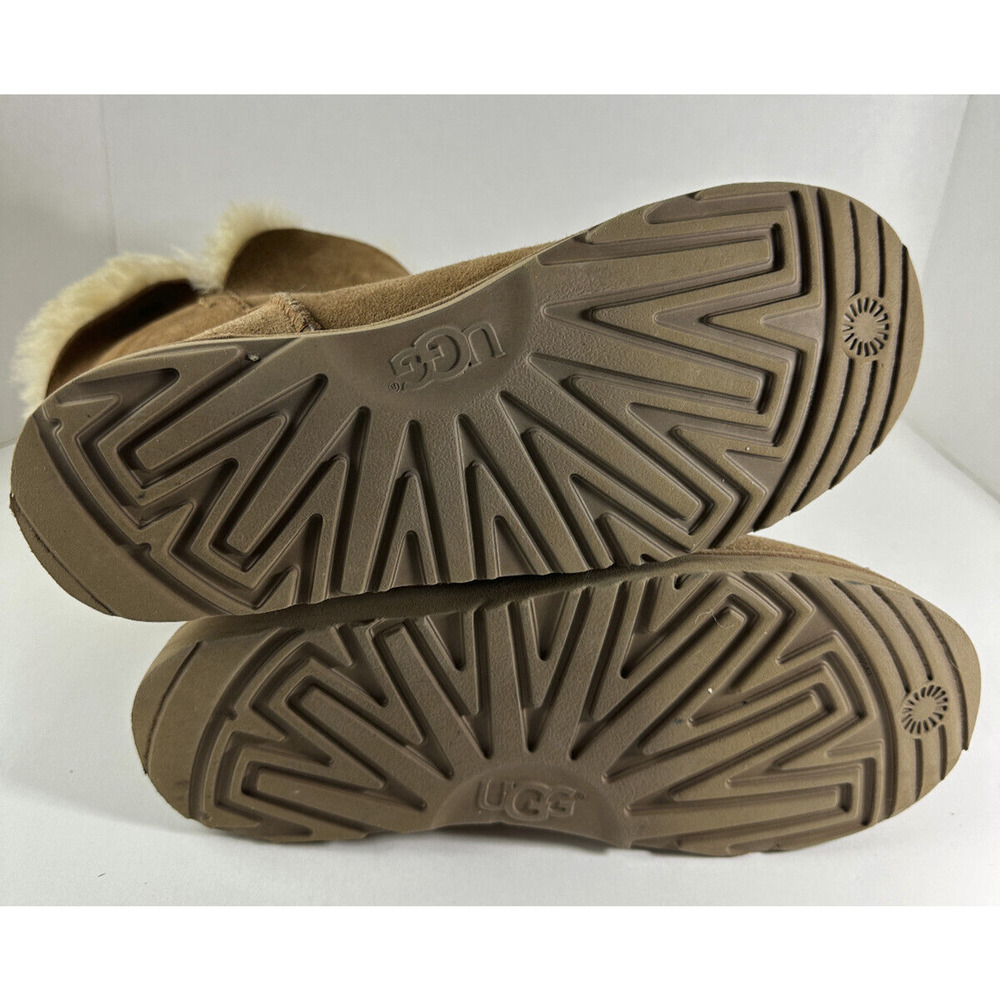 UGG Classic Cuff Short Boot Chestnut Brown Tan Sheepskin Suede Women's Size 7 - Picture 8 of 16
